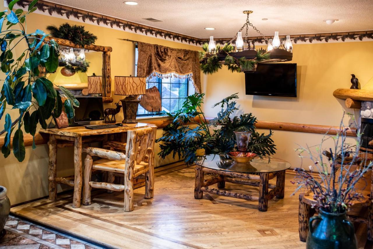 Gateway Inn And Suites Салида Экстерьер фото