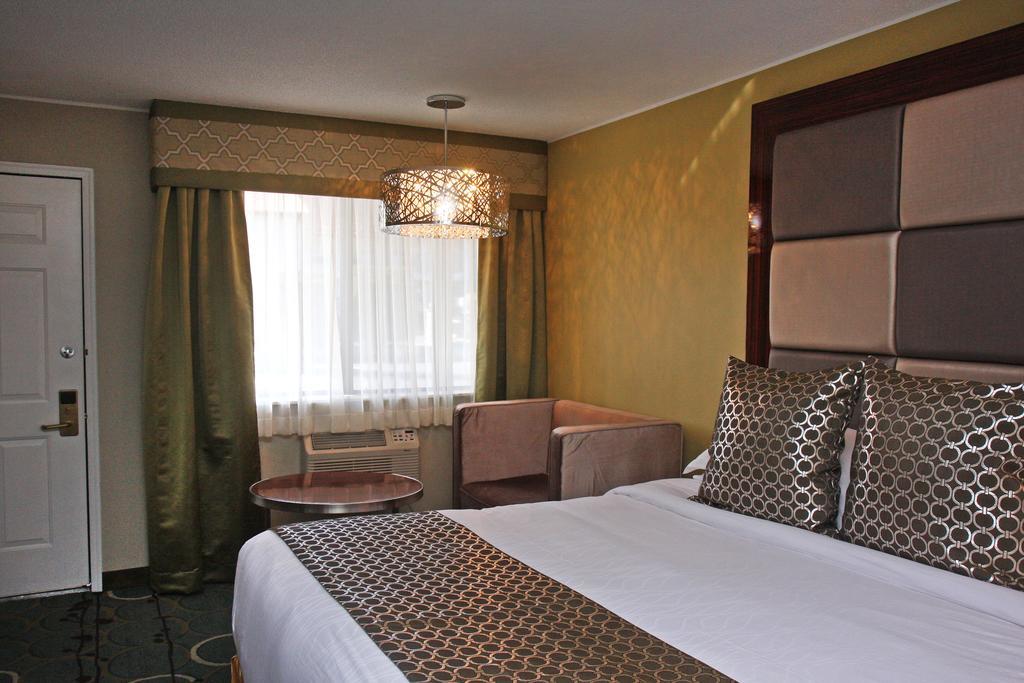 Gateway Inn And Suites Салида Экстерьер фото